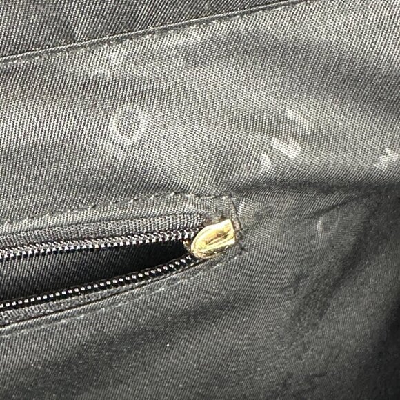 Andrew Marc New York Black Leather Purse Women’s - Picture 12 of 12